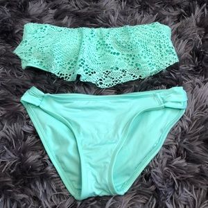 Cute teal/green bikini!!!